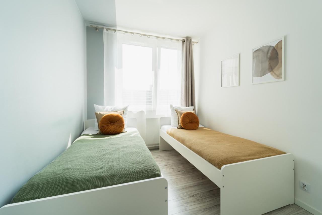 New Apart Near Sky Tower - Gwiazdzista Apartment Вроцлав Екстериор снимка
