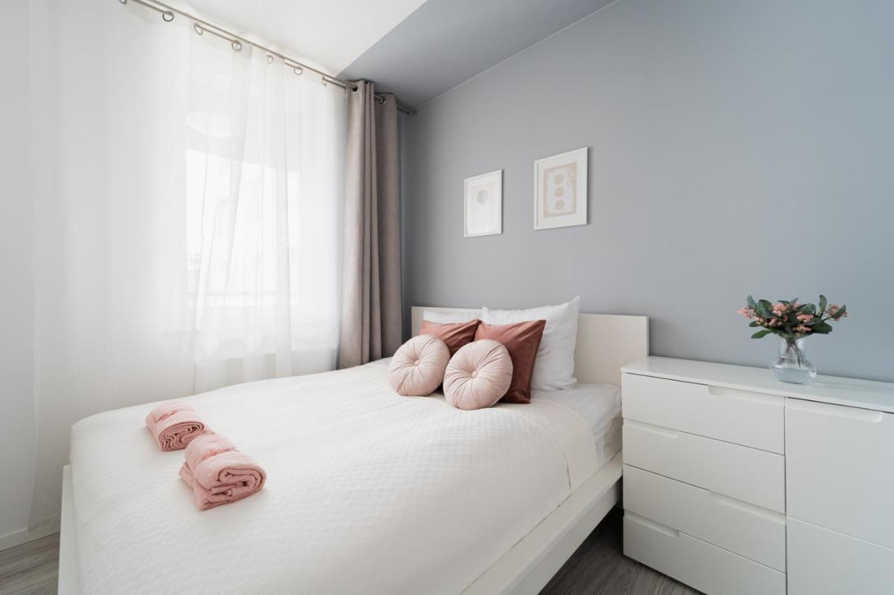 New Apart Near Sky Tower - Gwiazdzista Apartment Вроцлав Екстериор снимка